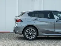 Gebraucht BMW 120 Performance 170 PS (125 kW) 2025 Skyscraper grey metalllic Kleinwagen