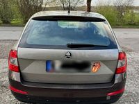 Gebraucht Skoda Octavia Active 110 PS (80 kW) 2015 Braun Kleinwagen