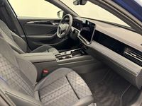 Gebraucht VW Passat R-line 272 PS (200 kW) 2024 Blue metallic Kombi