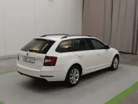 Gebraucht Skoda Octavia Style 150 PS (110 kW) 2019 Weiß Kombi