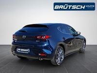 Gebraucht Mazda 3 Exclusive-Line 140 PS (102 kW) 2025 Deep crystal blue metallic Limousine