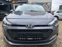 gebraucht Hyundai i20 Style 1.4 *AUTOMATIK*PANORAMA*SHZ*UNFALL*