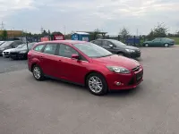 Używany Ford Focus Titanium 125 KM (91 kW) 2013 Czerwony Kombi