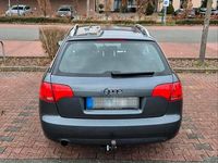 Gebraucht Audi A4 131 PS (96 kW) 2005 Grau Kombi