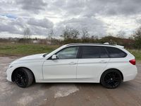 Gebraucht BMW 320 Advantage 190 PS (139 kW) 2018 Weiß Kombi