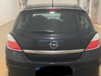 Gebraucht Opel Astra 90 PS (66 kW) 2005 Schwarz Kleinwagen