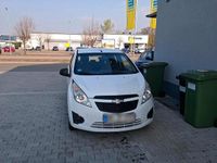 Gebraucht Chevrolet Spark 67 PS (49 kW) 2010 Weiß Kleinwagen