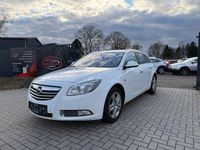 Gebraucht Opel Insignia Innovation 160 PS (117 kW) 2011 Weiß Kombi