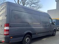 Gebraucht Mercedes Sprinter 129 PS (94 kW) 2014 Grau Van