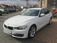 Gebraucht BMW 318 143 PS (105 kW) 2012 Weiß Limousine