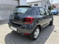 Gebraucht Dacia Sandero Lauréate 73 PS (53 kW) 2018 Grau "comete" Kleinwagen