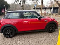 Gebraucht Mini Cooper SE Classic 135 kW (184 PS) 2023 Rot Kleinwagen