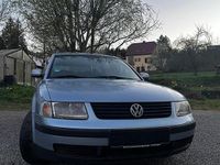 Gebraucht VW Passat 125 PS (91 kW) 1999 Blau Kombi