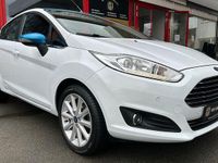 Gebraucht Ford Fiesta Titanium 125 PS (91 kW) 2016 Weiß Kleinwagen