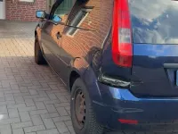 Gebraucht Ford Fiesta 68 PS (50 kW) 2004 Blau Kleinwagen