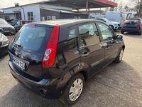 Używany Ford Fiesta Fun X 101 KM (74 kW) 2007 Niebieski Hatchback