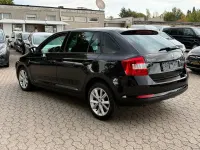 Gebraucht Skoda Rapid Elegance 122 PS (89 kW) 2014 Schwarz Kleinwagen