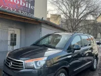 Gebraucht SsangYong Rodius Sapphire 155 PS (114 kW) 2015 Grau Van / Kleinbus