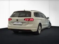 Gebraucht VW Passat Business 150 PS (110 kW) 2023 Weiß Kombi