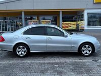 Gebraucht Mercedes E320 224 PS (164 kW) 2008 Silber Limousine