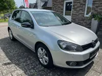 Gebraucht VW Golf VII Match 105 PS (77 kW) 2012 Silber Limousine