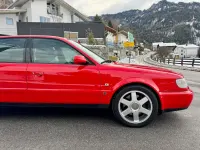 Gebraucht Audi S6 326 PS (239 kW) 1997 Rot Limousine