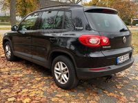 Gebraucht VW Tiguan Freestyle 140 PS (102 kW) 2011 Schwarz SUV