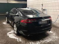Używany Jaguar XF 211 KM (155 kW) 2010 Czarny Sedan/Limuzyna