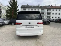 Begagnad VW Multivan Life 150 HK (110 kW) 2023 Vit Minibuss
