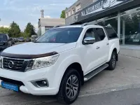 Gebraucht Nissan Navara Tekna 190 PS (139 kW) 2017 Weiß Pickup