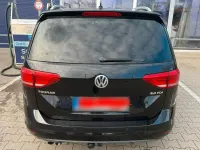 Gebraucht VW Touran Comfortline 150 PS (110 kW) 2016 Schwarz Van / Kleinbus