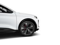 Gebraucht Audi SQ6 e-tron Sport 359 kW (489 PS) 2025 Gletscherweiß metallic SUV