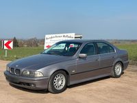 Gebraucht BMW 523 170 PS (125 kW) 1998 Silber Limousine
