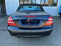 Second-hand Mercedes CLK320 218 CP (160 kW) 2003 Albastru Cabrio