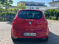 Gebraucht Seat Altea Reference 102 PS (75 kW) 2008 Rot Van / Kleinbus
