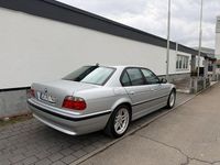 Gebraucht BMW 740 286 PS (210 kW) 1999 Silber Limousine
