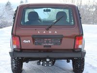 Gebraucht Lada niva 83 PS (61 kW) 2020 Braun metallic SUV