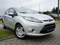 Gebraucht Ford Fiesta Trend 82 PS (60 kW) 2012 Silber metallic Kleinwagen