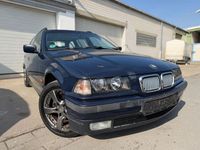 Gebraucht BMW 320 150 PS (110 kW) 1997 Blau Kombi