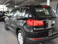 Gebraucht VW Tiguan Trendline 125 PS (91 kW) 2015 Schwarz SUV