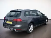 Gebraucht VW Golf VII Highline 150 PS (110 kW) 2018 Indiumgrau Kombi