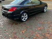 Gebraucht Opel Astra Cabriolet 140 PS (102 kW) 2009 Schwarz Cabrio