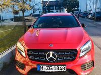 Gebraucht Mercedes GLA220 170 PS (125 kW) 2019 Rot SUV