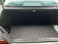 Gebraucht Mercedes E230 136 PS (100 kW) 1987 Limousine