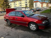 Gebraucht Toyota Avensis 2001 Rot Limousine