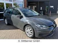 Gebraucht VW Golf VII Trendline 110 PS (80 kW) 2017 Grau Kombi