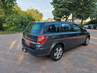 Gebraucht Opel Astra 116 PS (85 kW) 2009 Grau Kombi