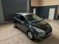 Gebraucht Ford B-MAX SYNC Edition 101 PS (74 kW) 2017 Grau Van / Kleinbus