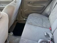 Gebraucht Mazda Demio 75 PS (55 kW) 2003 Silber Kleinwagen