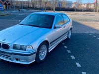Gebraucht BMW 316 105 PS (77 kW) 2000 Silber Limousine